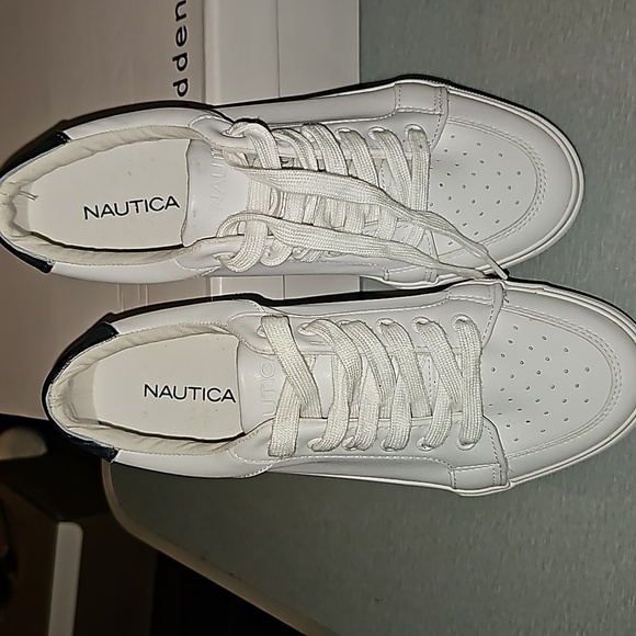 Náutica white sneakers - Picture 3 of 6